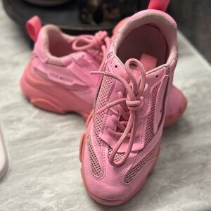 Steve Madden JPossession Elevated Pink Girls Sneakers Tennis Shoes